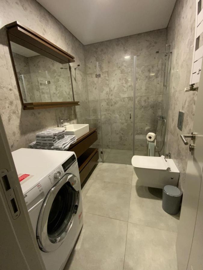 Residence Retro9 B-Blok Atakoey Apart 2 Rooms Wifi Pool อิสตันบูล ภายนอก รูปภาพ