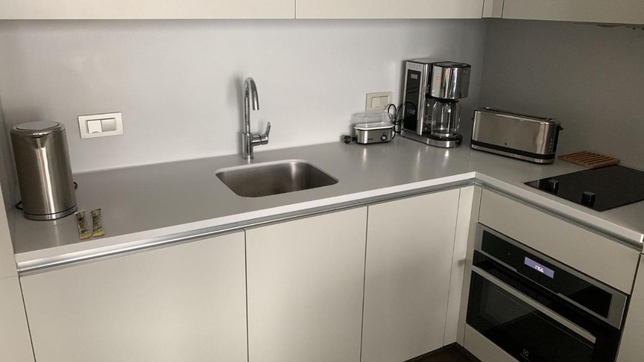 Residence Retro9 B-Blok Atakoey Apart 2 Rooms Wifi Pool อิสตันบูล ภายนอก รูปภาพ